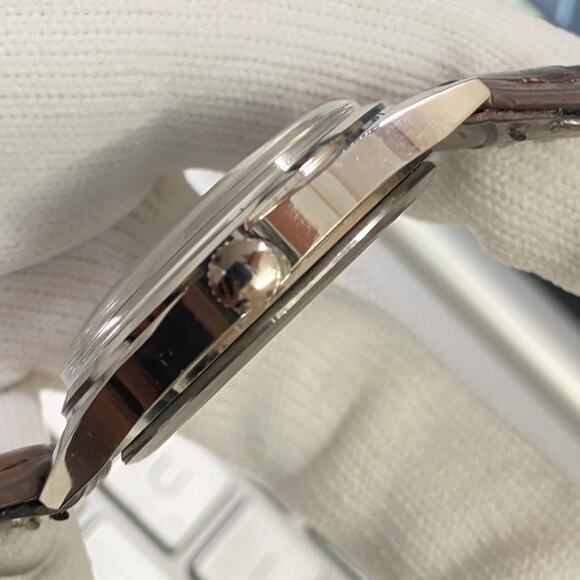 Vintage 1979 Roamer Manual Mens Silver Watch W/Leather Strap & Blue accents - Picture 5 of 7